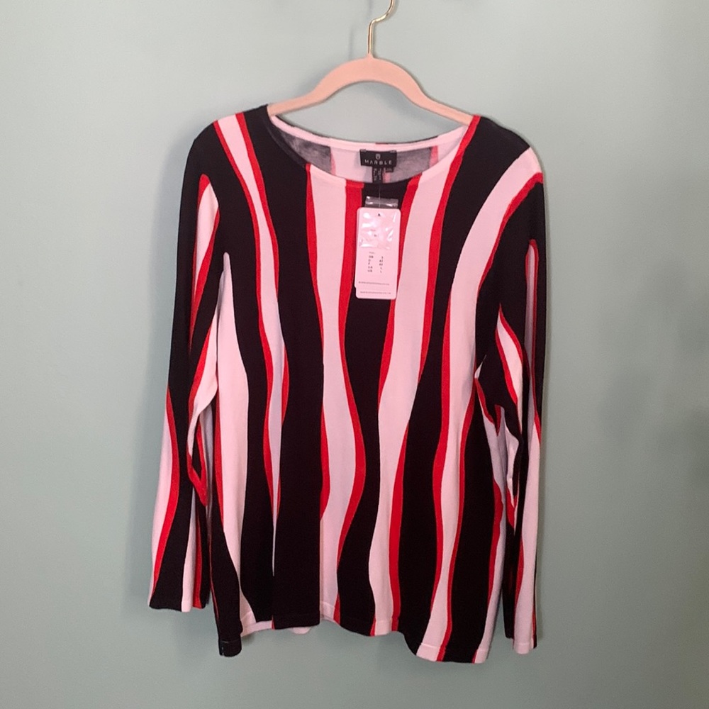 Marble fashions UK sweater BNWT.